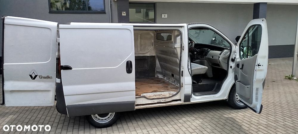 Renault Trafic - 8