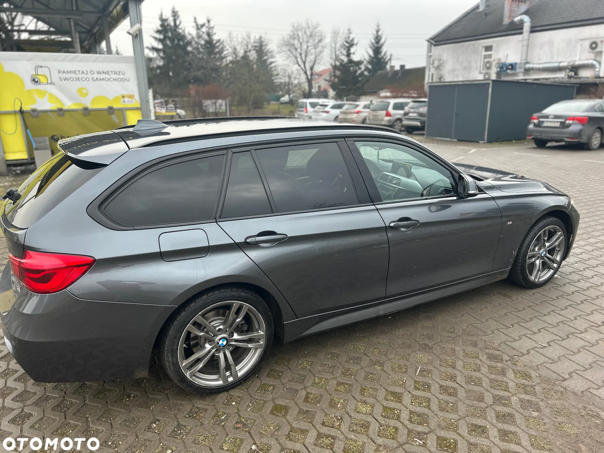 BMW Seria 3 320d - 15