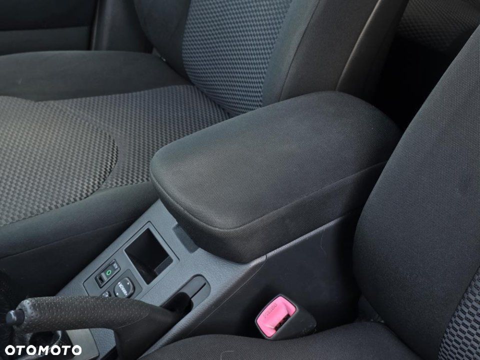 Toyota RAV4 - 28