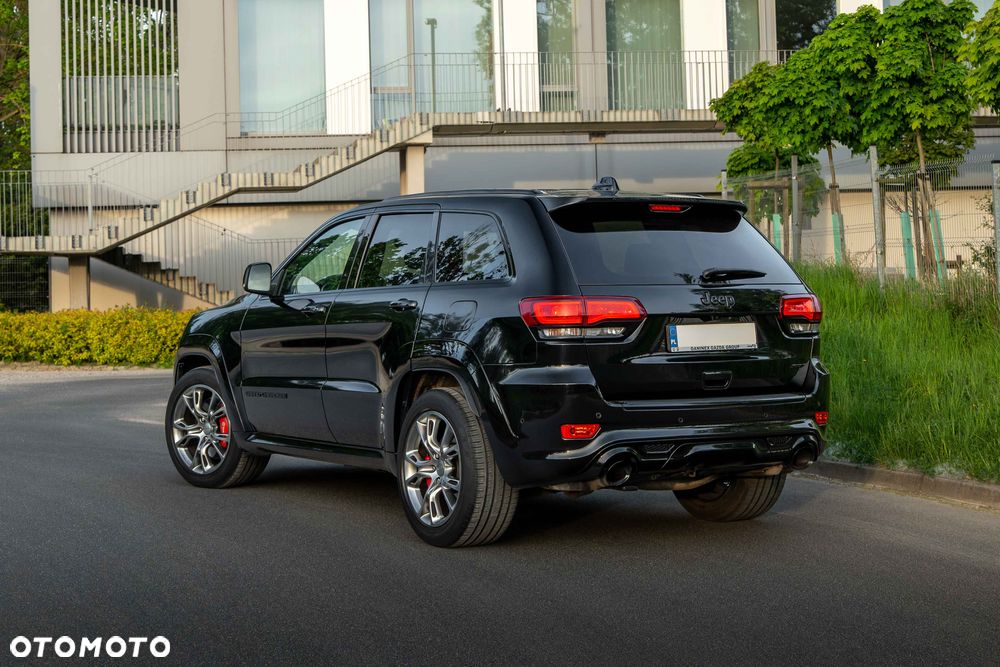 Jeep Grand Cherokee - 4