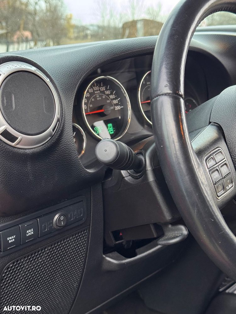 Jeep Wrangler Unlimited 2.8 CRD AT Rubicon - 25