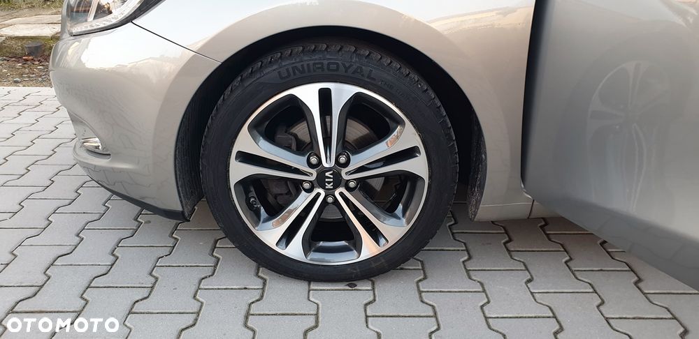 Kia Ceed 1.6 GDI L Business Line - 17