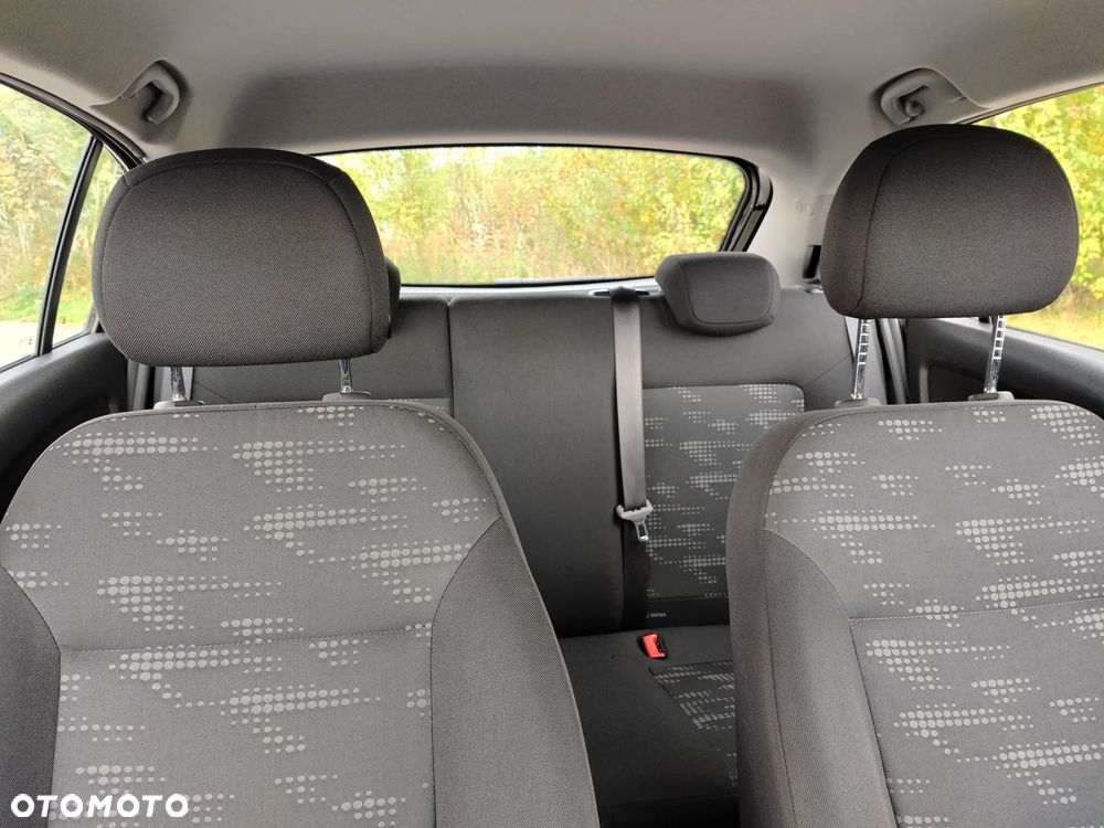 Opel Corsa - 22