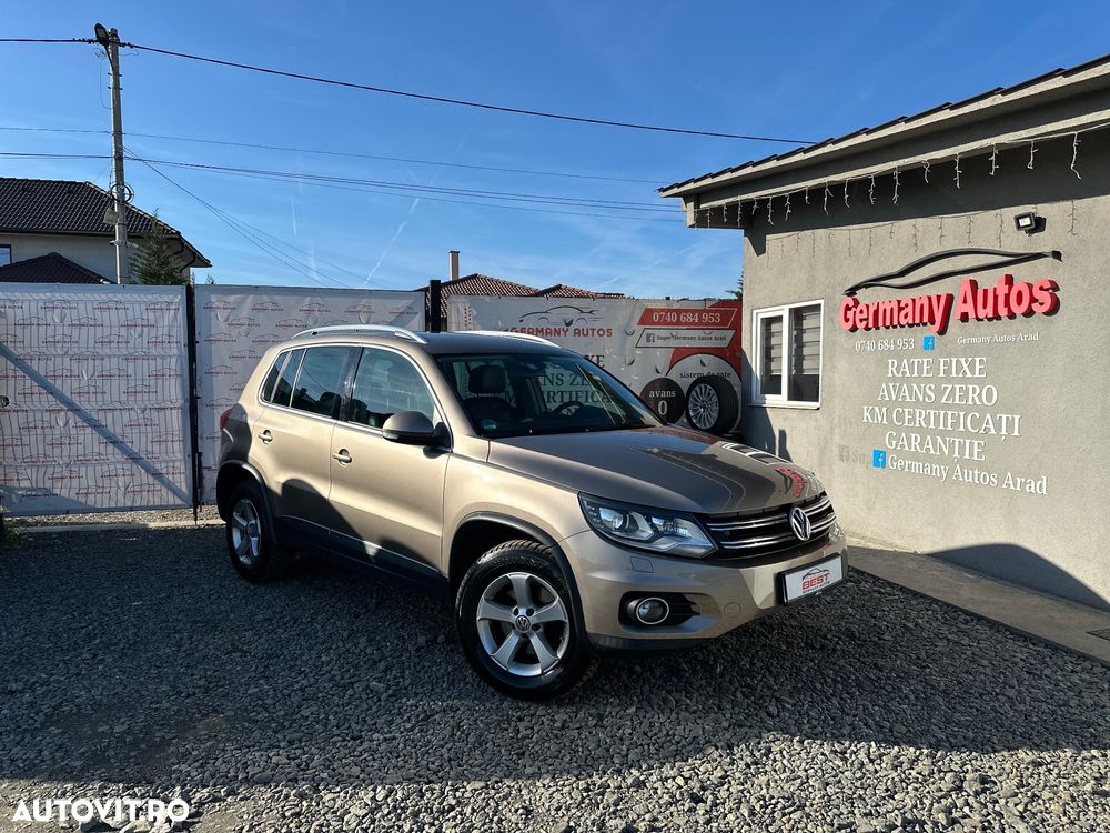 Volkswagen Tiguan - 1