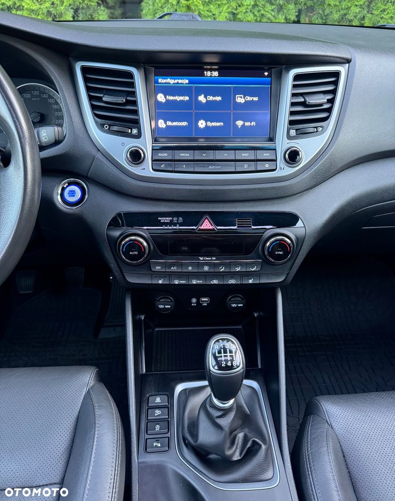 Hyundai Tucson blue 1.7 CRDi 2WD Style - 29
