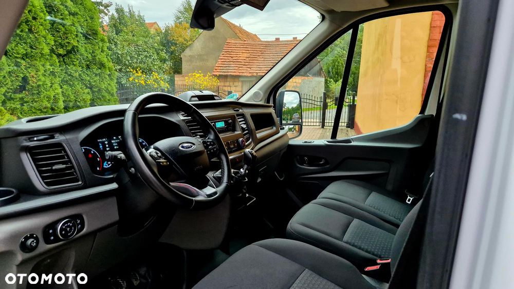Ford Transit - 23
