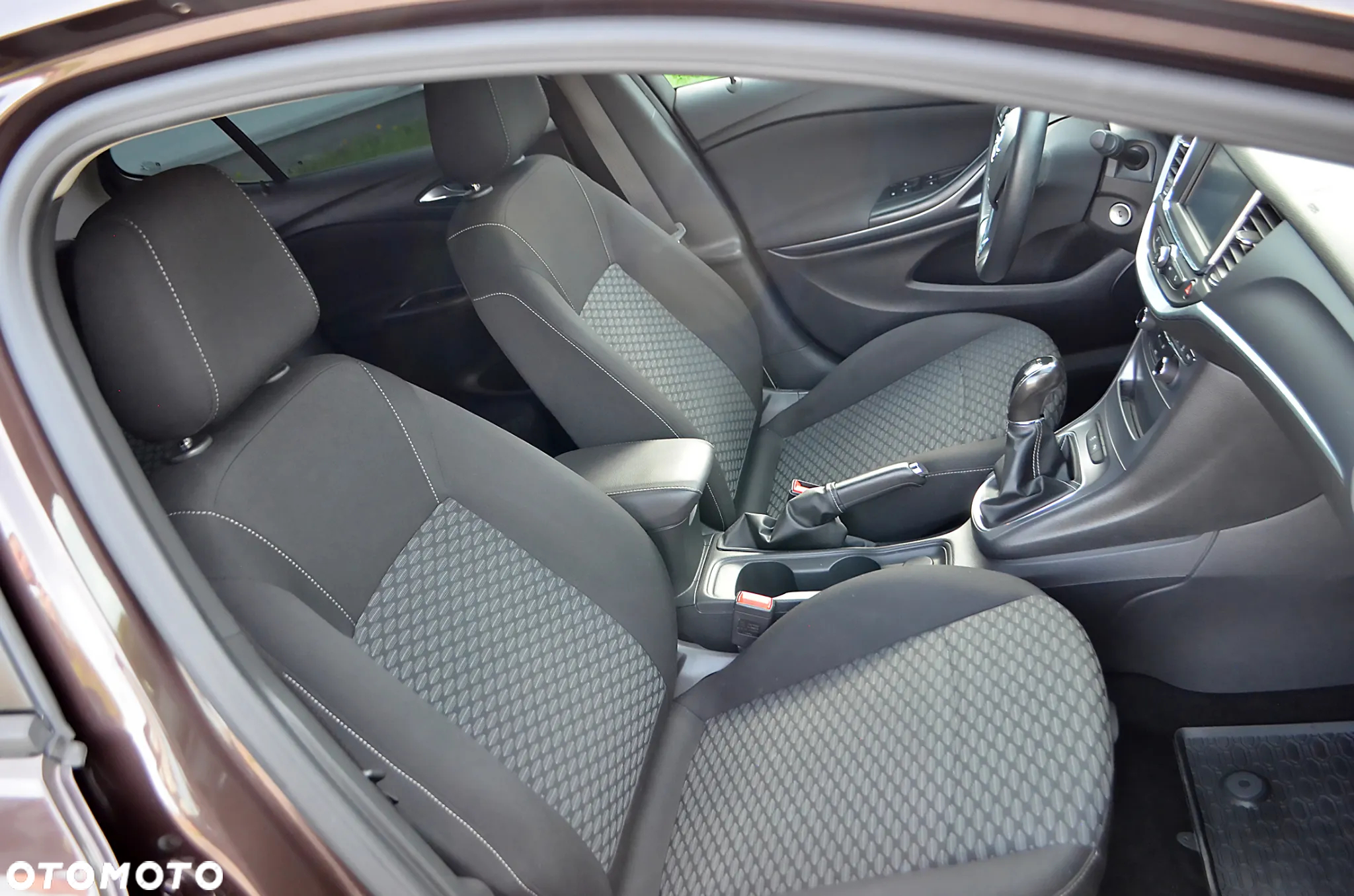 Opel Astra V 1.4 T Dynamic - 15