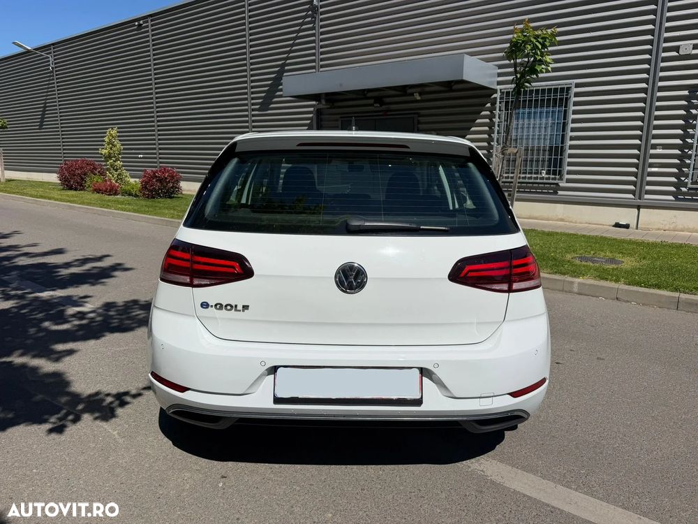 Volkswagen e-Golf - 7
