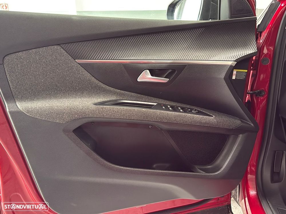 Peugeot 5008 1.5 BlueHDi Allure EAT8 - 18