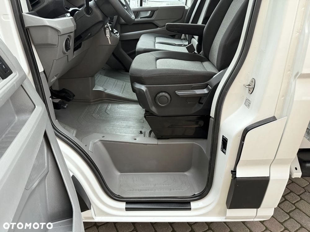 Volkswagen Crafter Skrzyniowy - 16