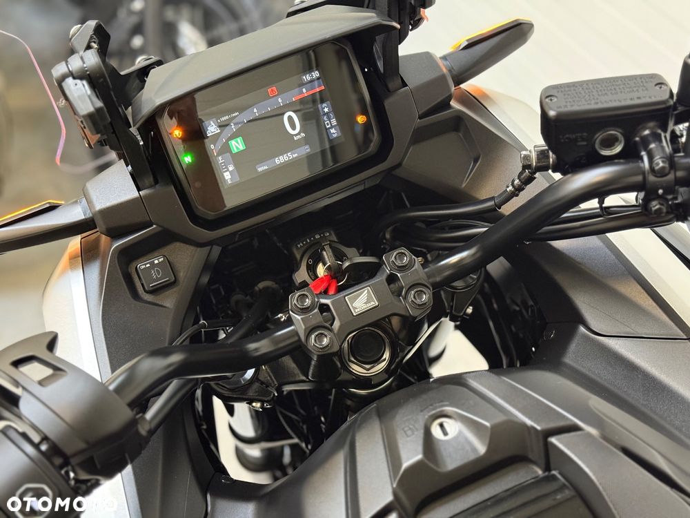 Honda NC - 27