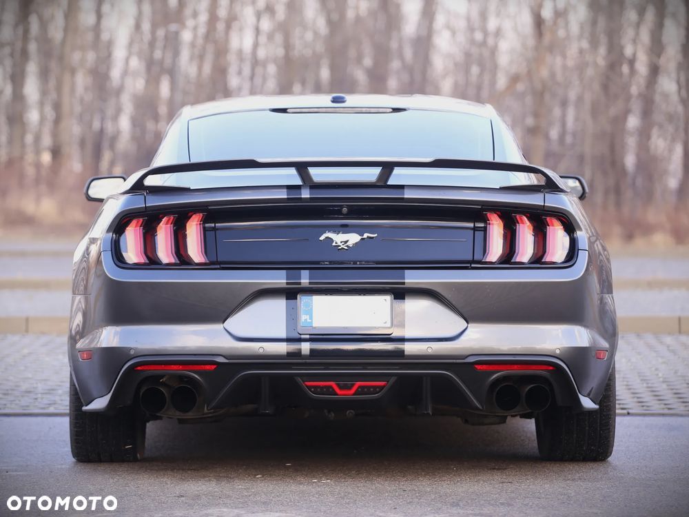 Ford Mustang 2.3 Eco Boost - 10