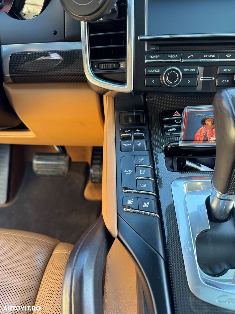 Porsche Cayenne Diesel Tiptronic S - 17