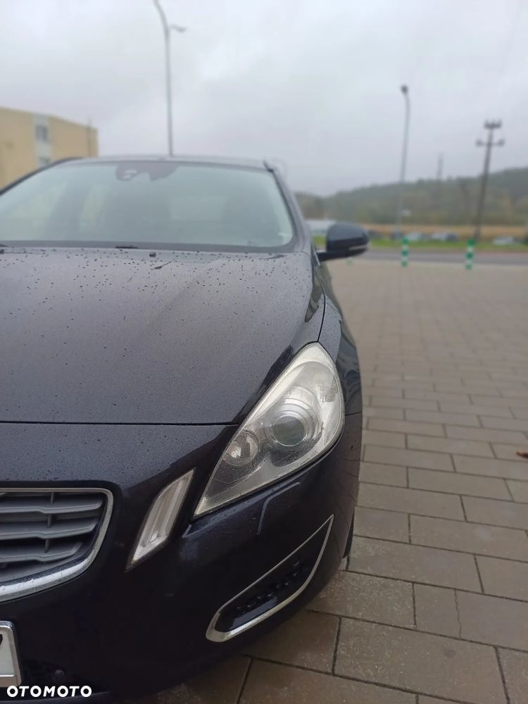 Volvo V60 DRIVe Summum - 11