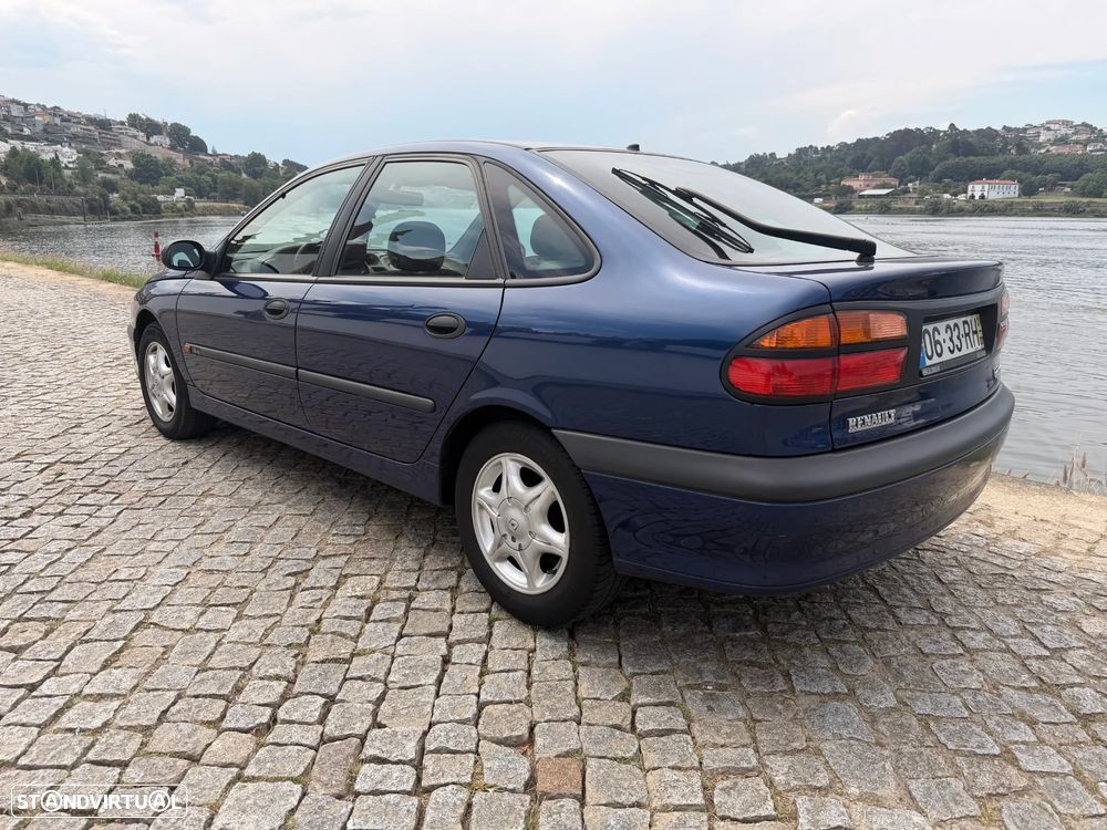 Renault Laguna 1.6 RXT - 4