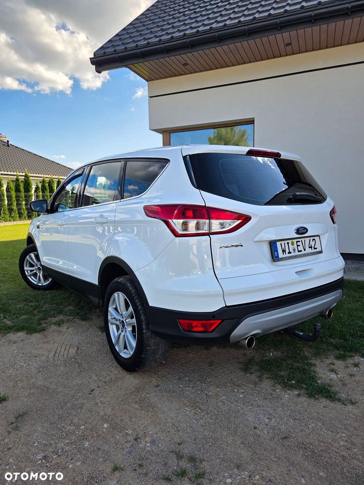 Ford Kuga - 4