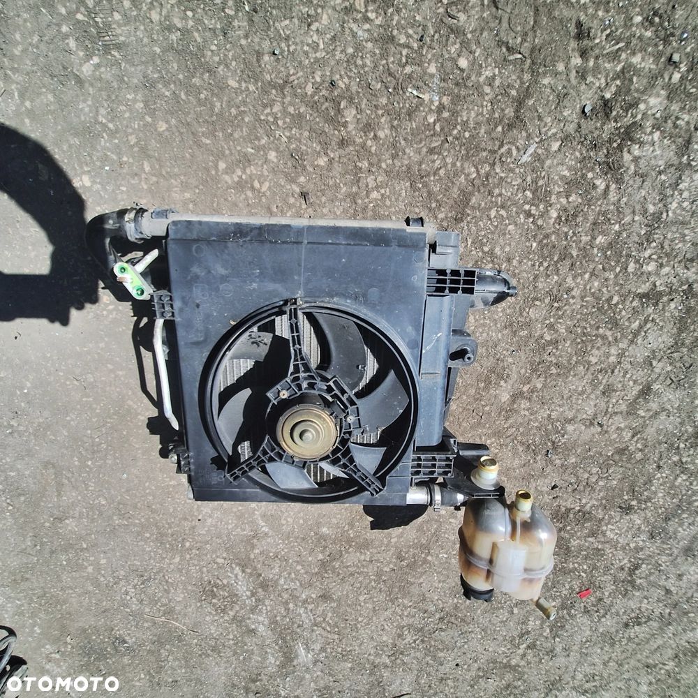 WENTYLATOR CHLODNICY CHLODNICA WODY  SMART FORTWO 0.6T - 8