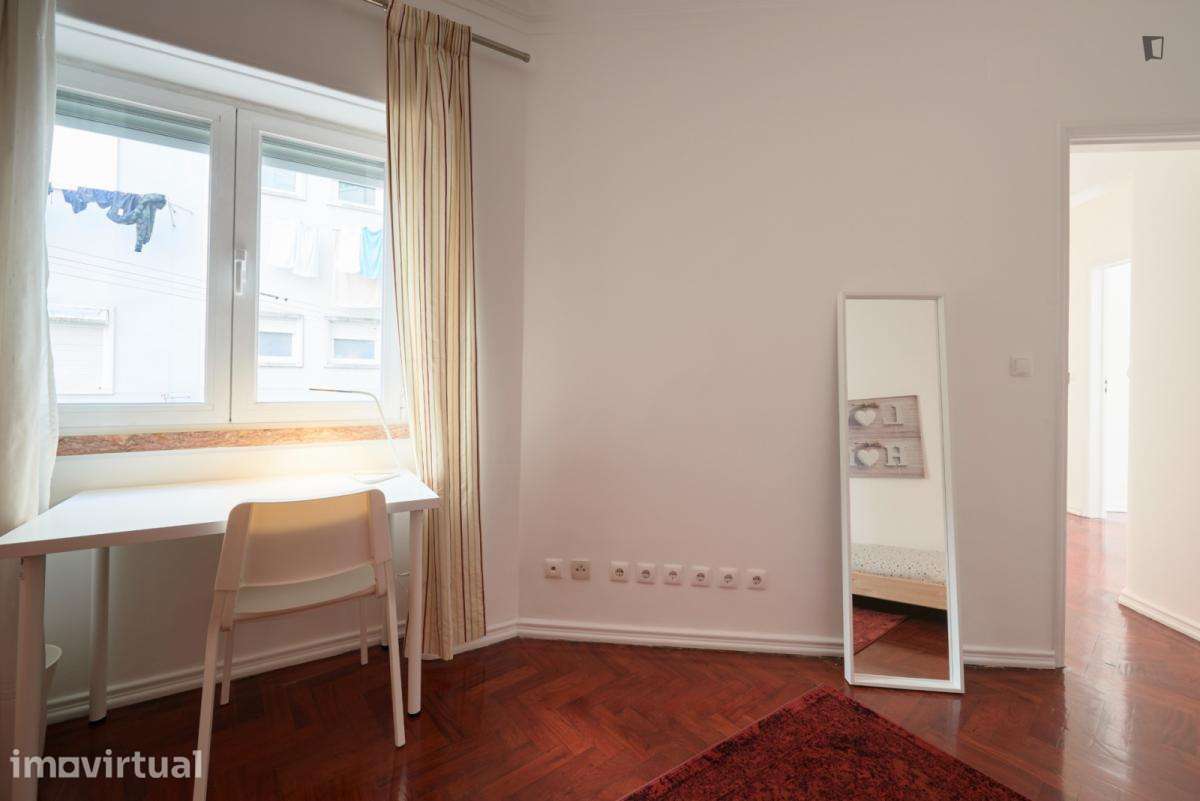 Quarto - localizado em Arroios Lisbon - Grande imagem: 5/23