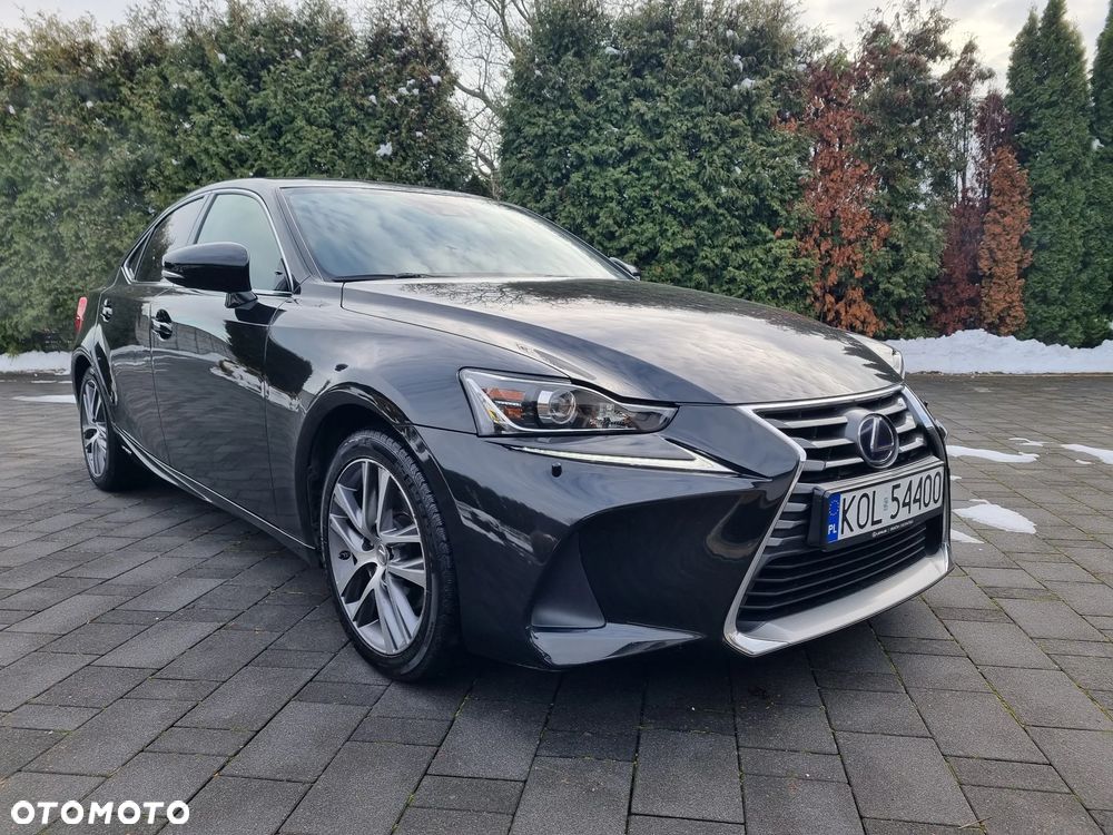 Lexus IS Business Edition - 30