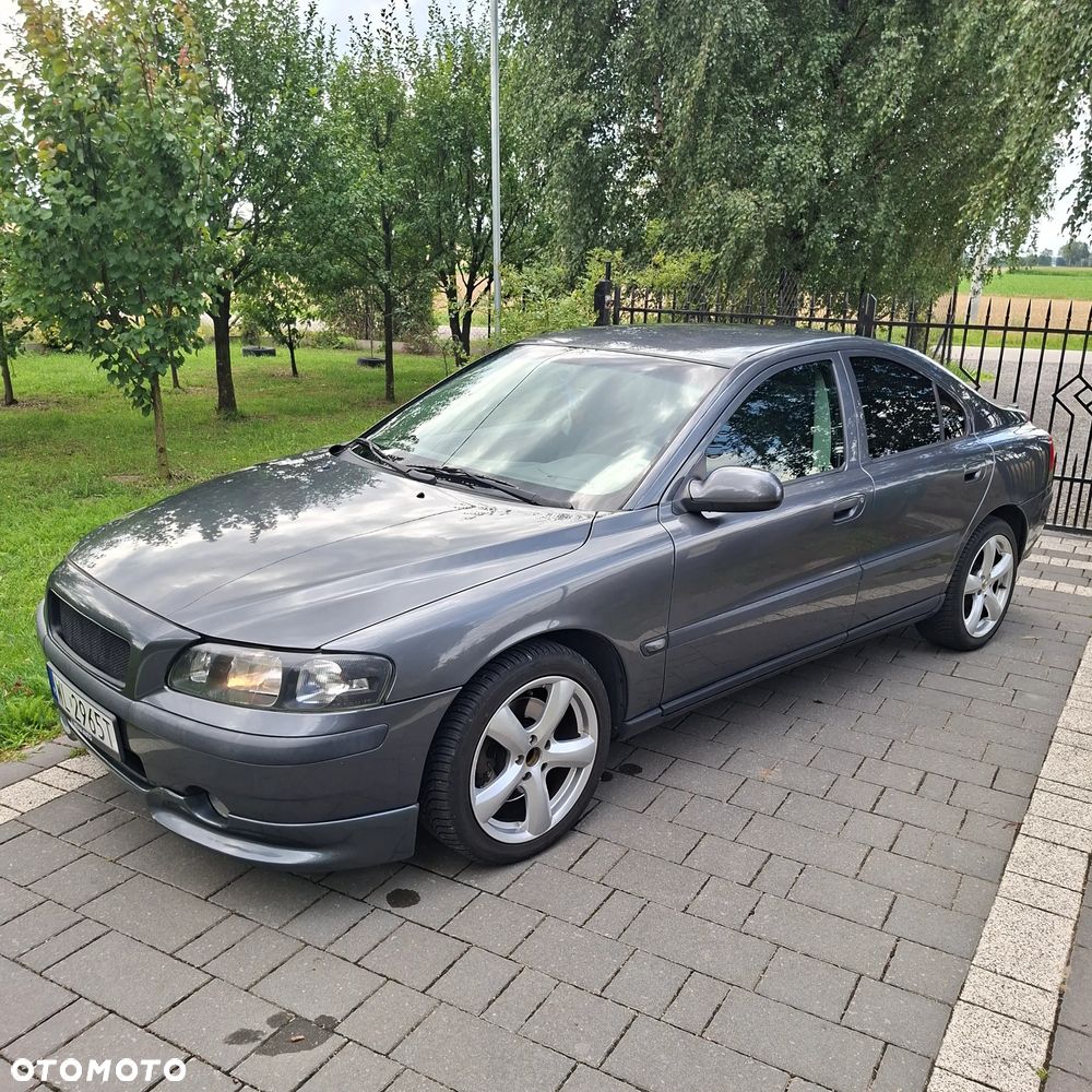 Volvo S60 - 1