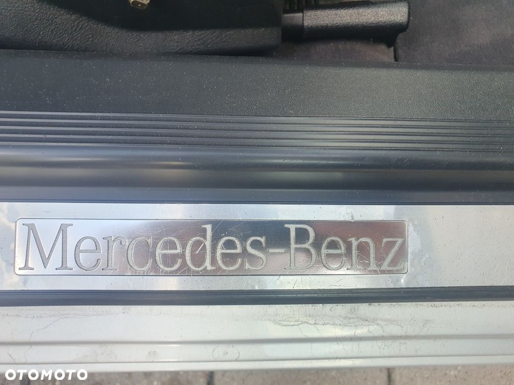 Mercedes-Benz CLK - 19