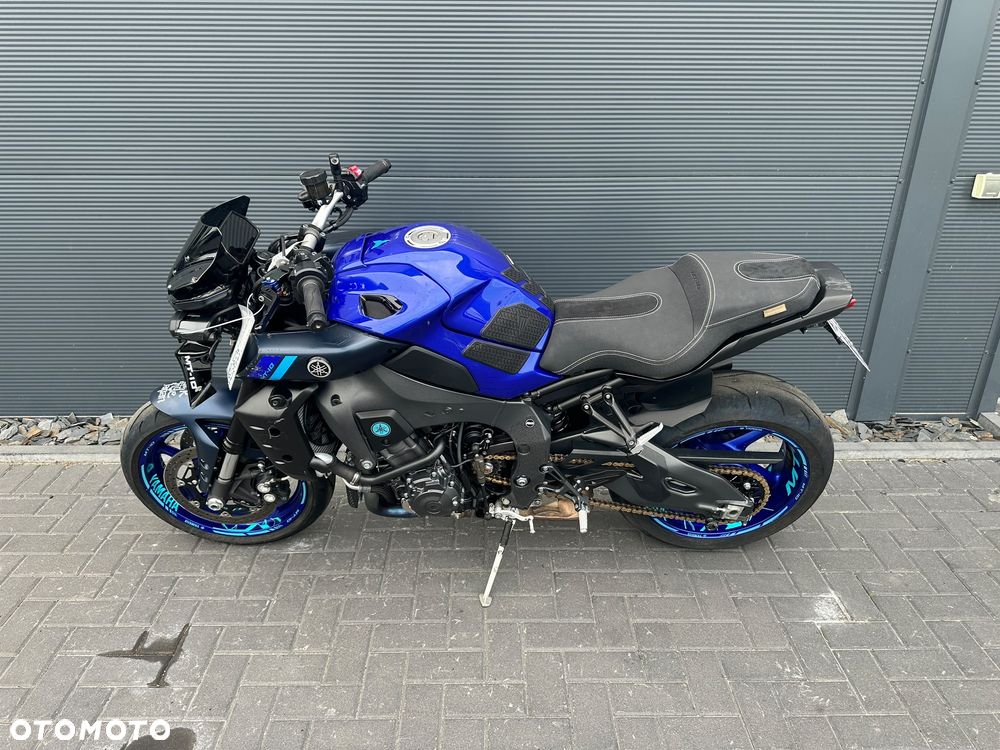 Yamaha MT - 2
