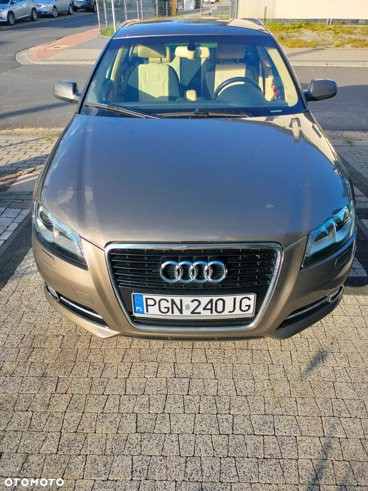 Audi A3 Sportback 1.2 TFSI Attraction - 2