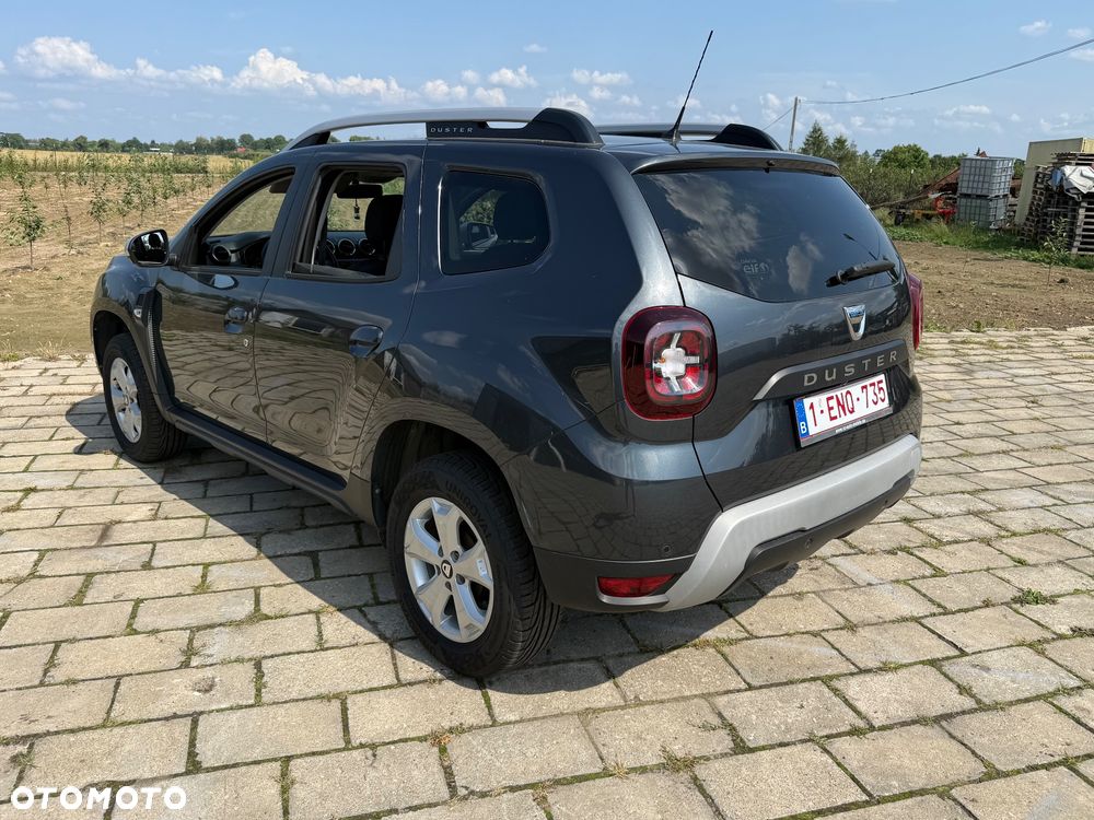 Dacia Duster 1.6 SCe Prestige - 11