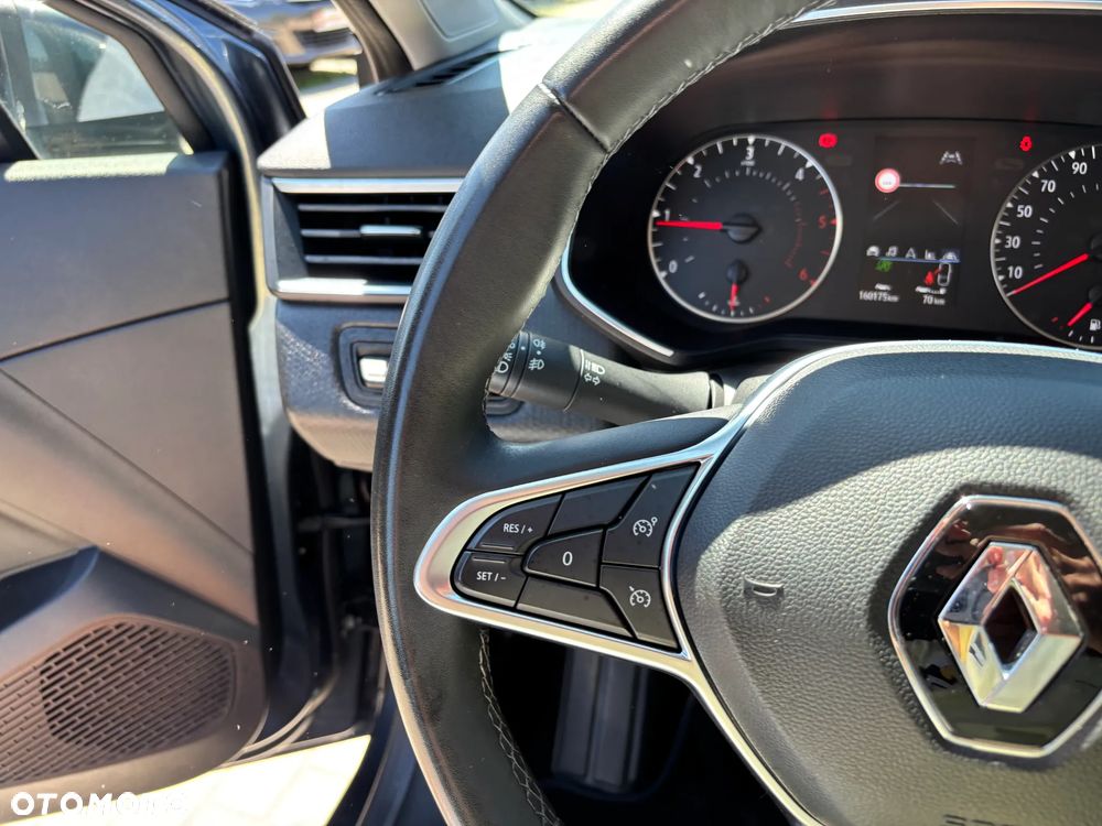 Renault Clio - 10