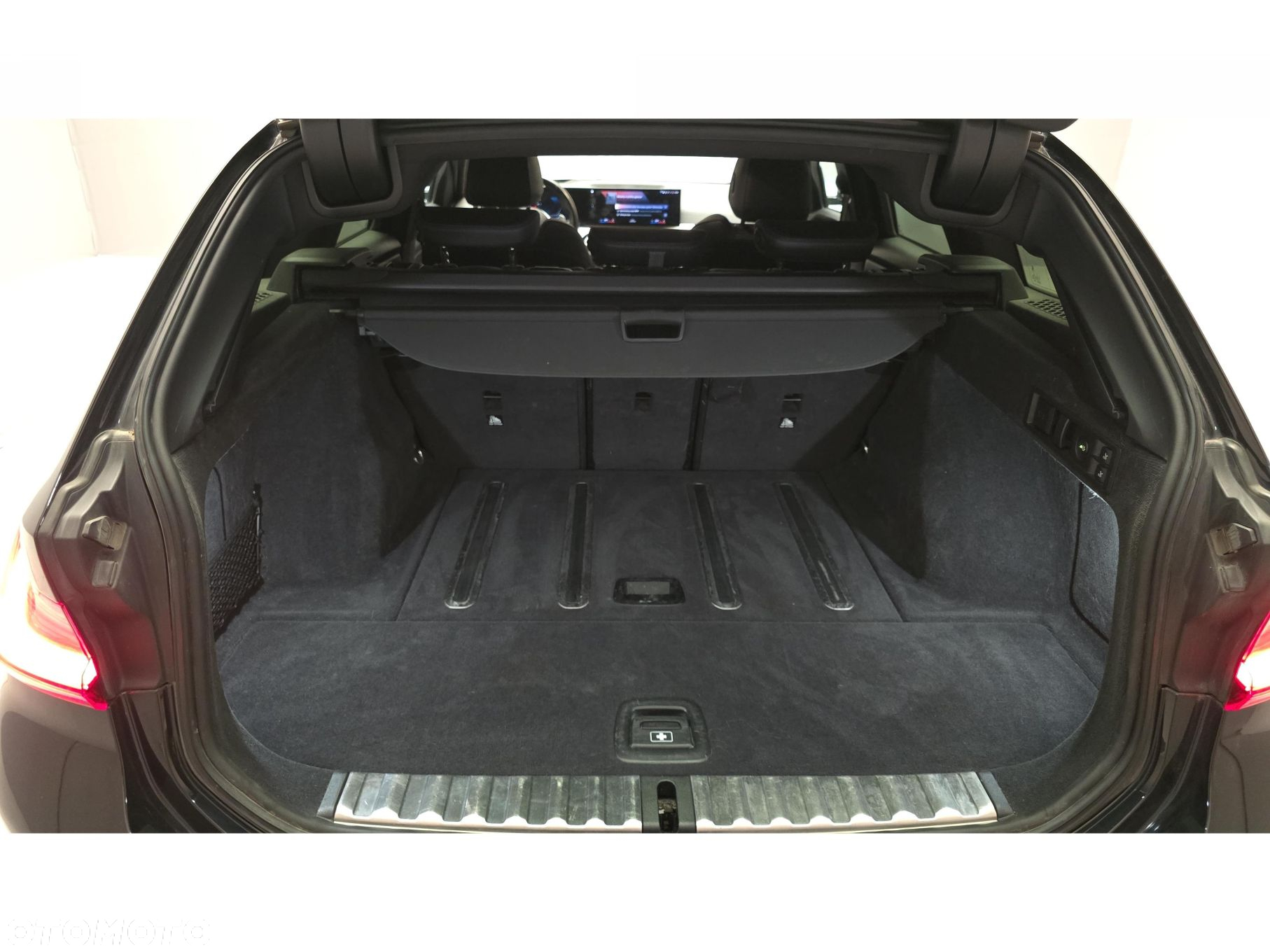 BMW Seria 3 - 24