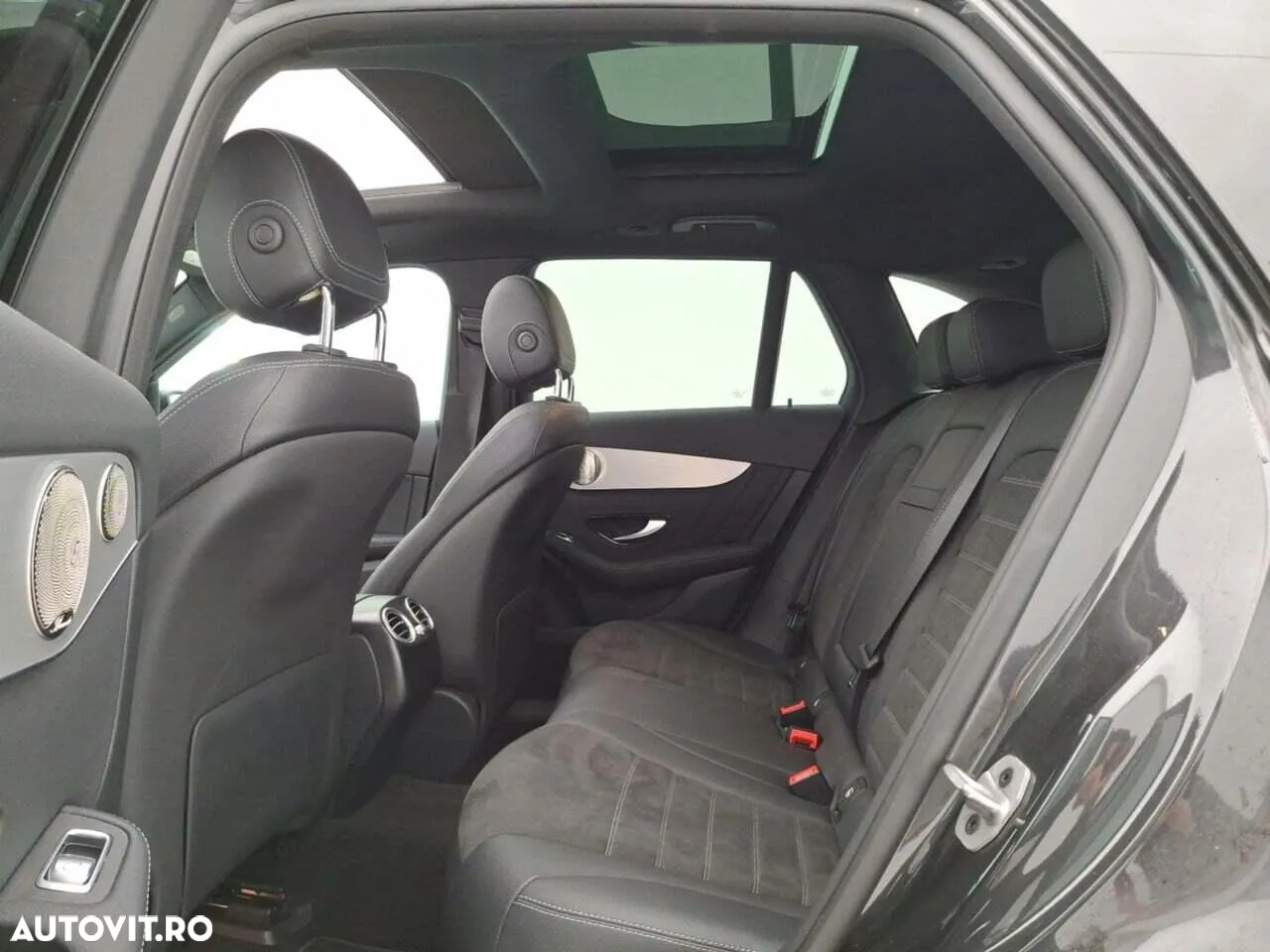 Mercedes-Benz GLC 300 de 4Matic 9G-TRONIC AMG Line Plus - 8