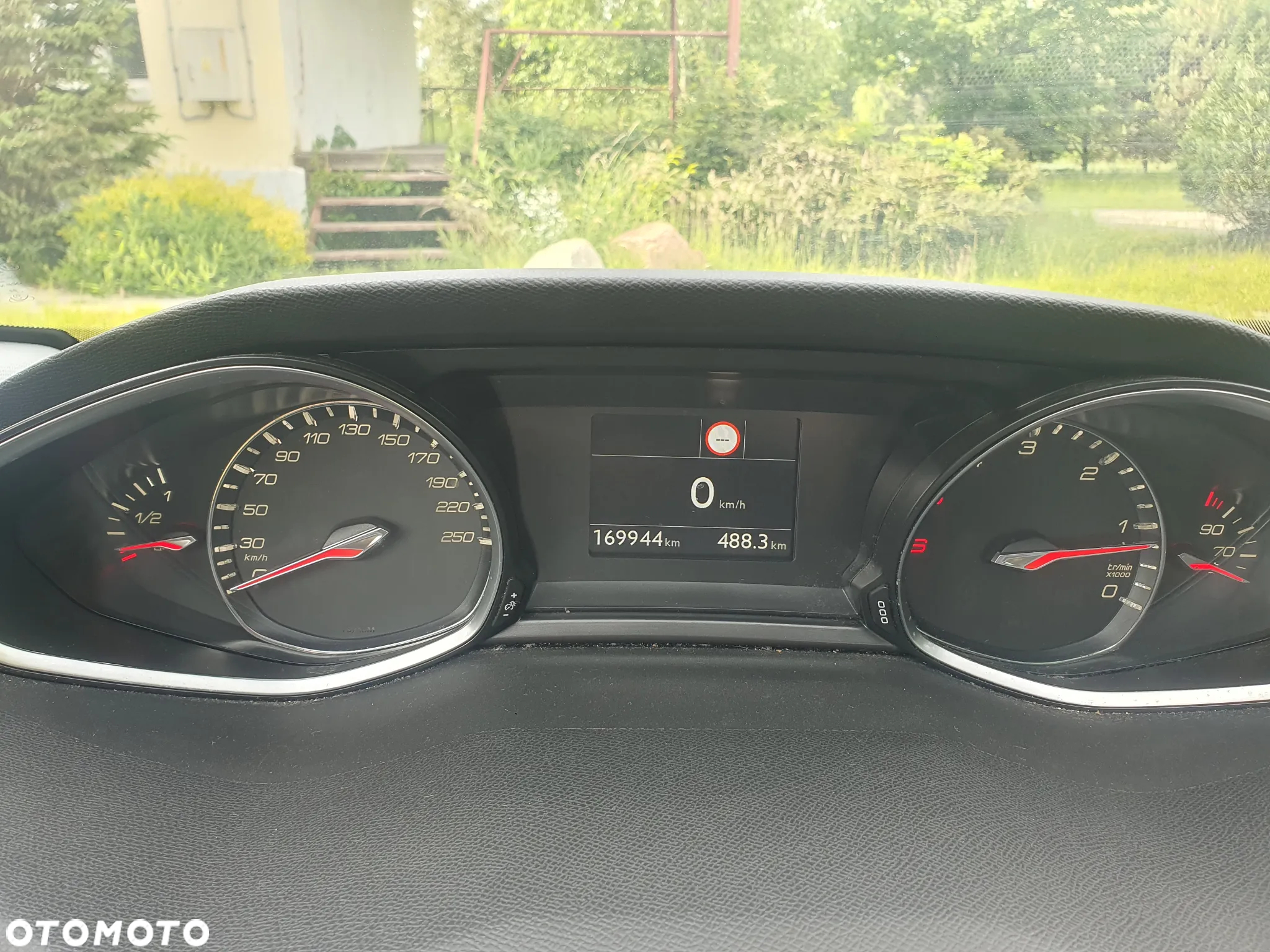 Peugeot 308 1.6 BlueHDi Allure S&S - 12