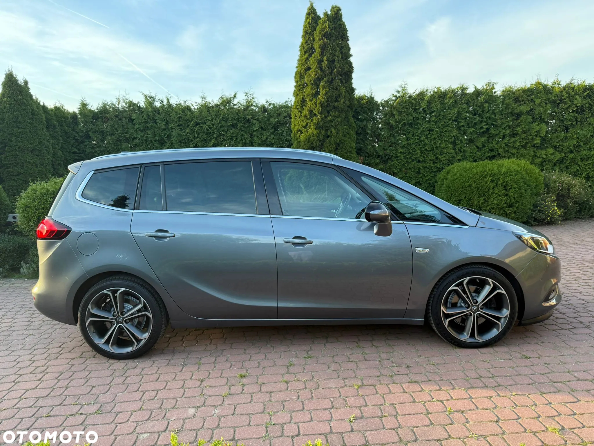 Opel Zafira 2.0 CDTI Plus EcoFLEX S&S - 6