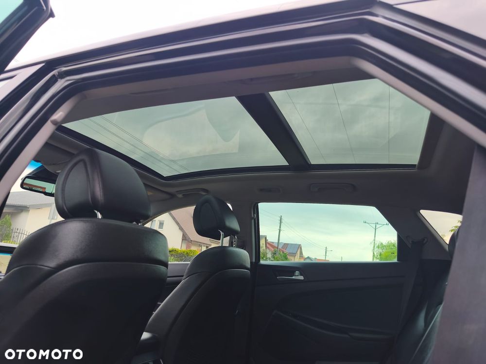 Hyundai Tucson 1.6 Turbo 4WD DCT Style - 24