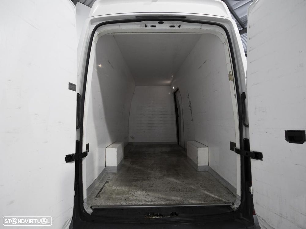 VW Crafter 2.0 TDI L5H4 c/IVA - 8