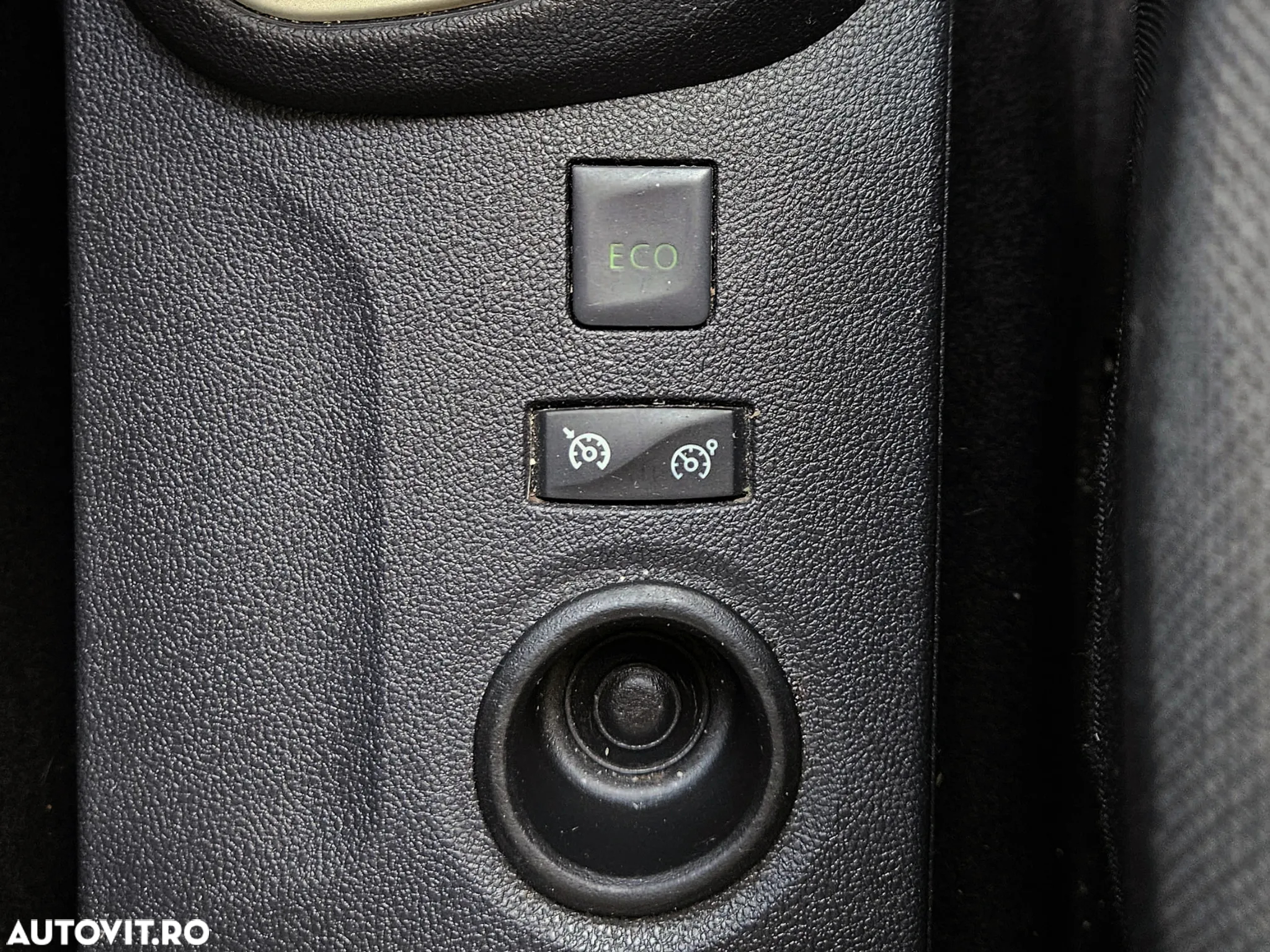 Renault Captur TCe Life Evo - 30