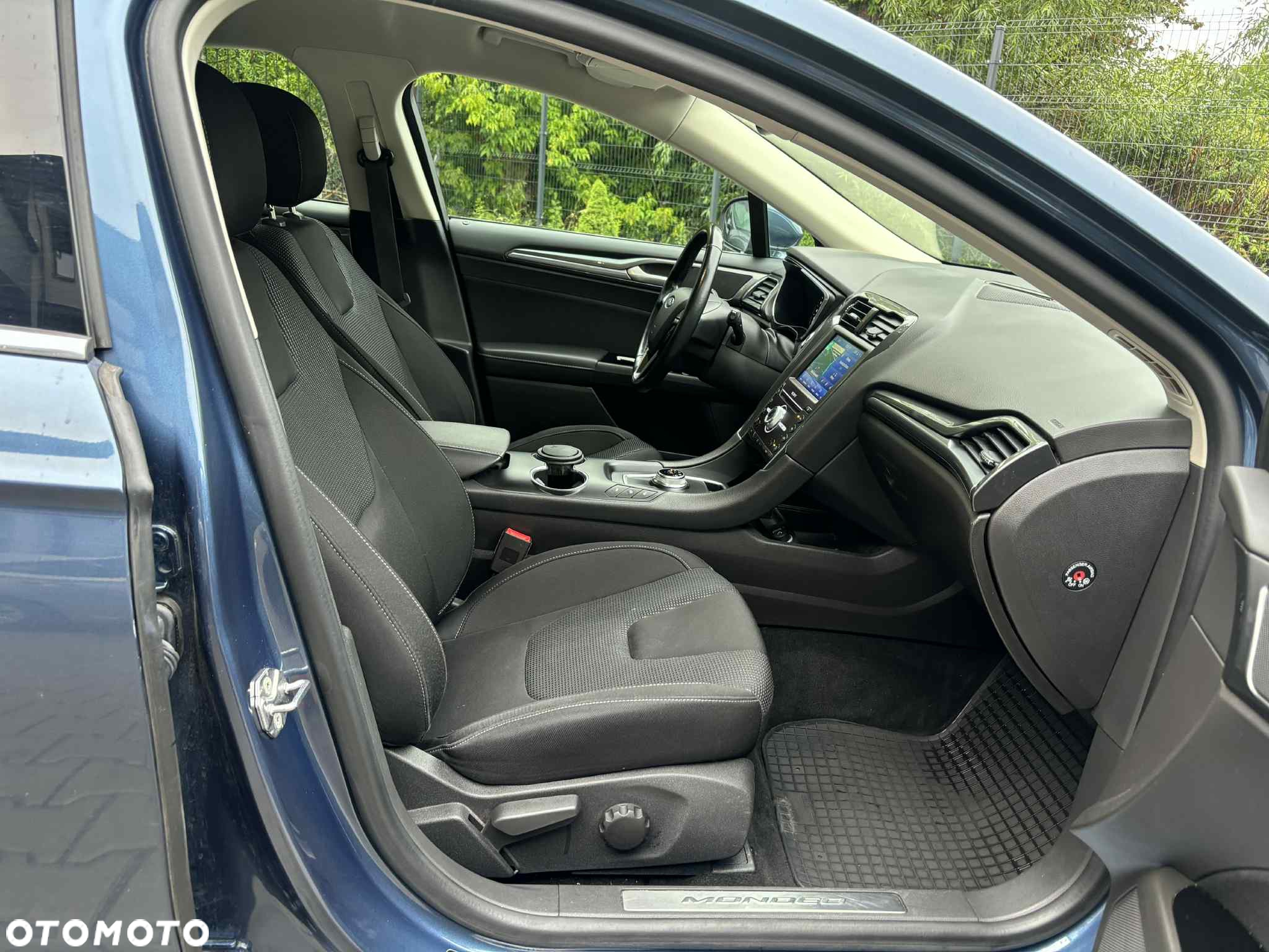 Ford Mondeo 2.0 EcoBlue Titanium - 27