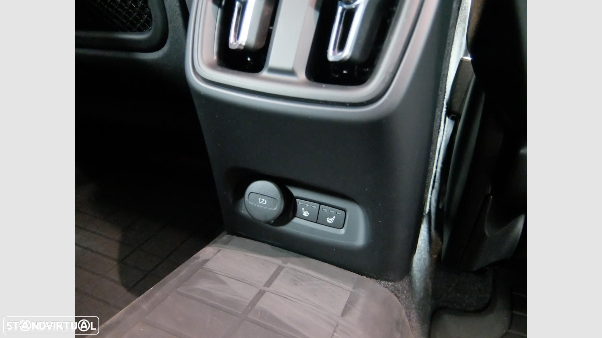Volvo C40 Recharge Twin Ultimate - 16