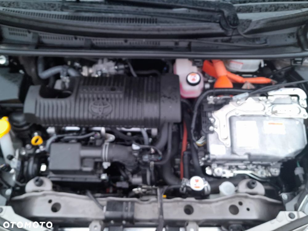 Toyota Yaris Hybrid 1.5 VVT-i Comfort - 24