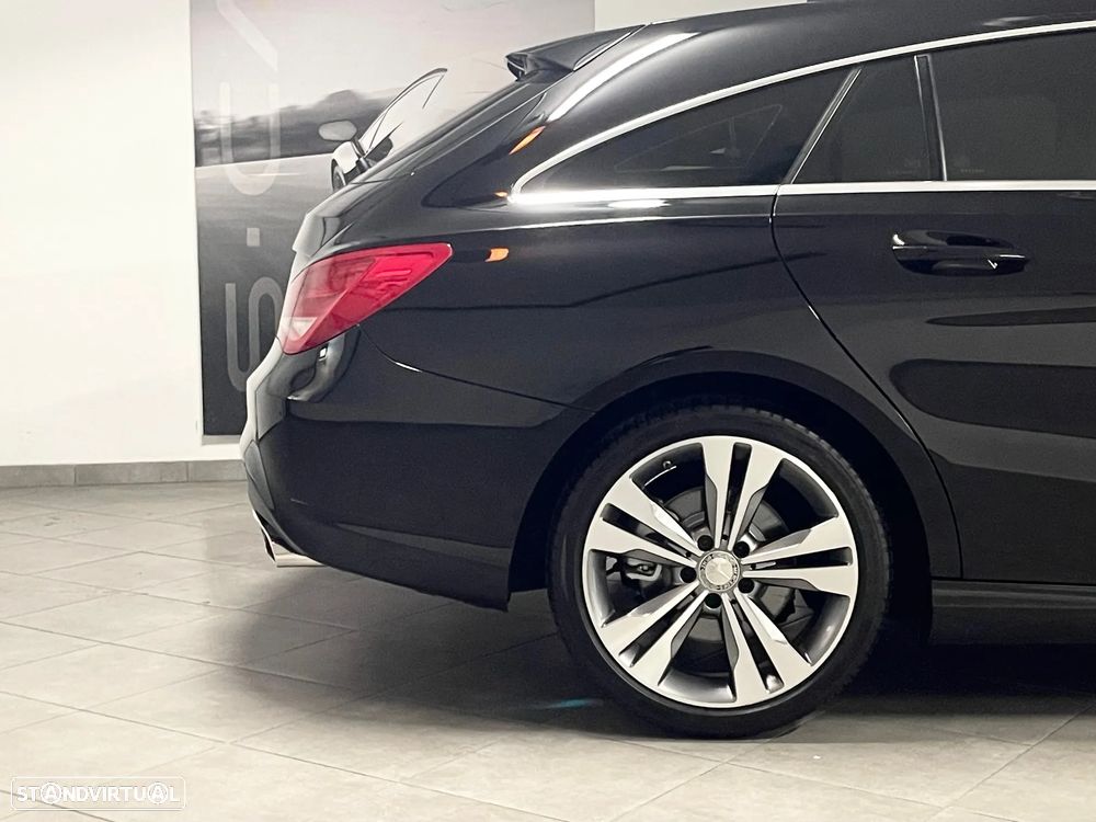 Mercedes-Benz CLA 180 d Shooting Brake Urban Aut. - 17