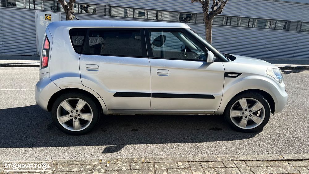 Kia Soul 1.6 CRDi EX - 18