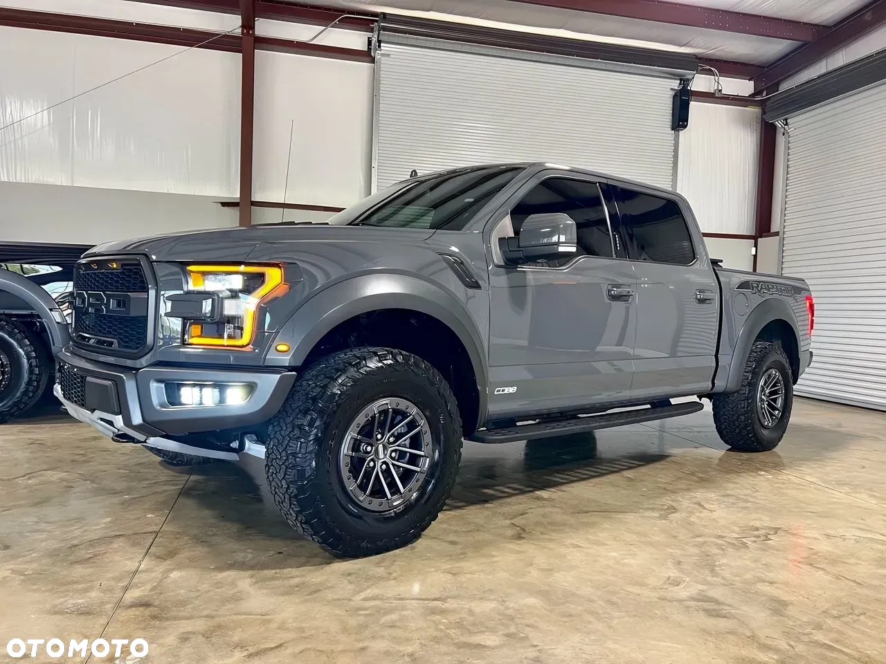 Ford F150 - 4