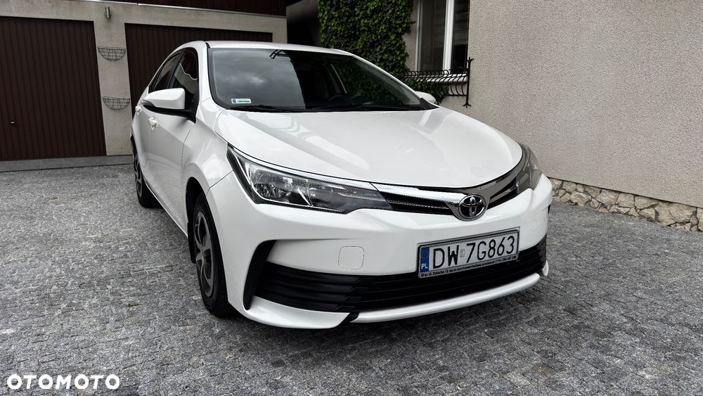 Toyota Corolla 1.6 Comfort - 1
