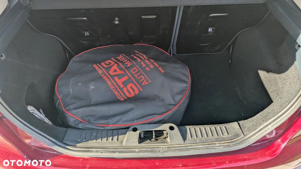 Ford Fiesta 1.4 Champions Edition - 9