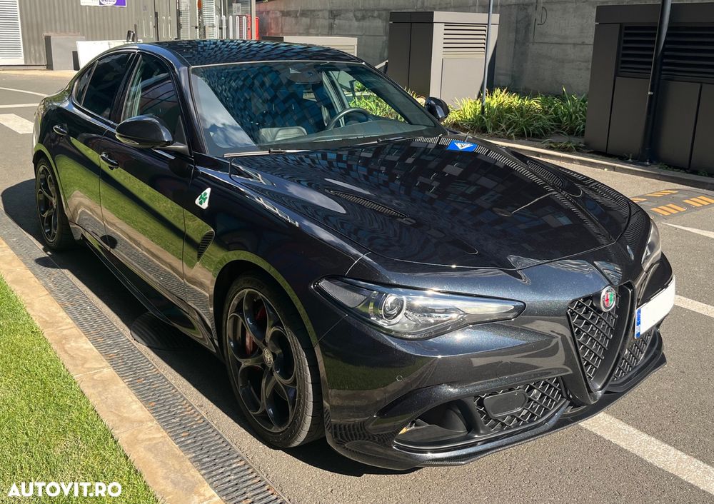 Alfa Romeo Giulia 2.9 Turbo RWD AT8 Quadrifoglio - 3