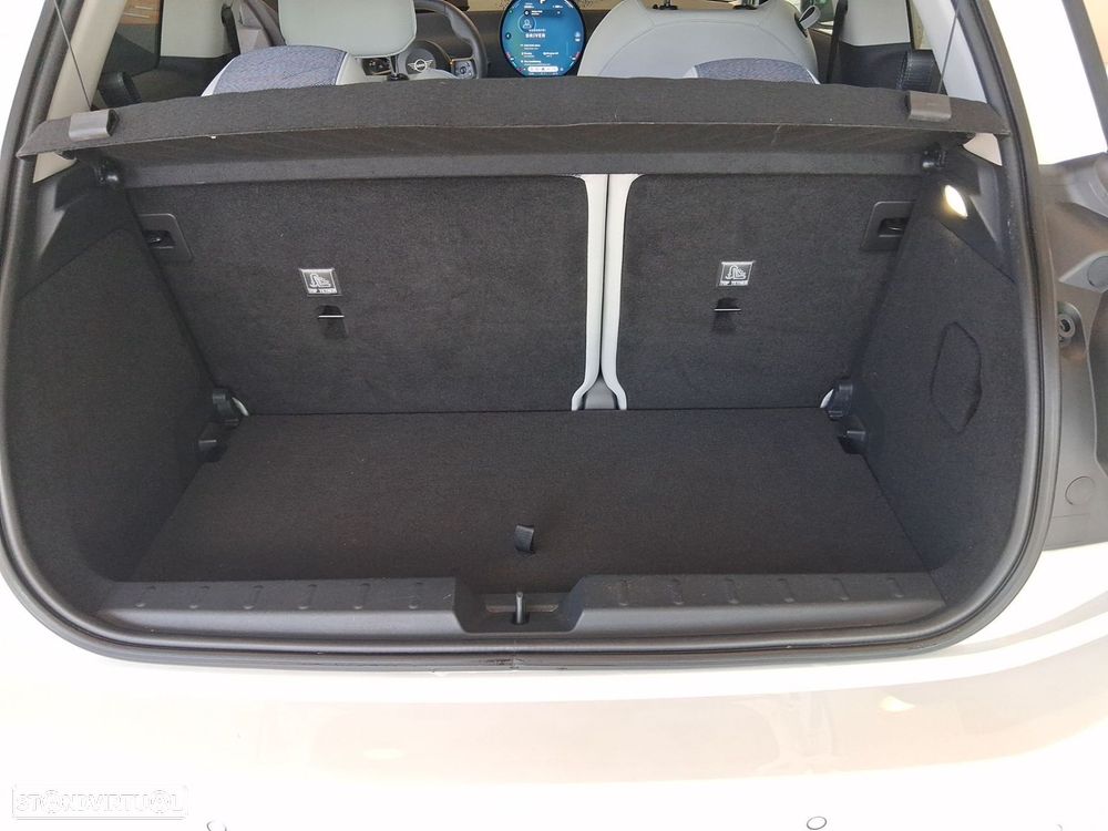 MINI 3 Portas Cooper SE Classic M - 26