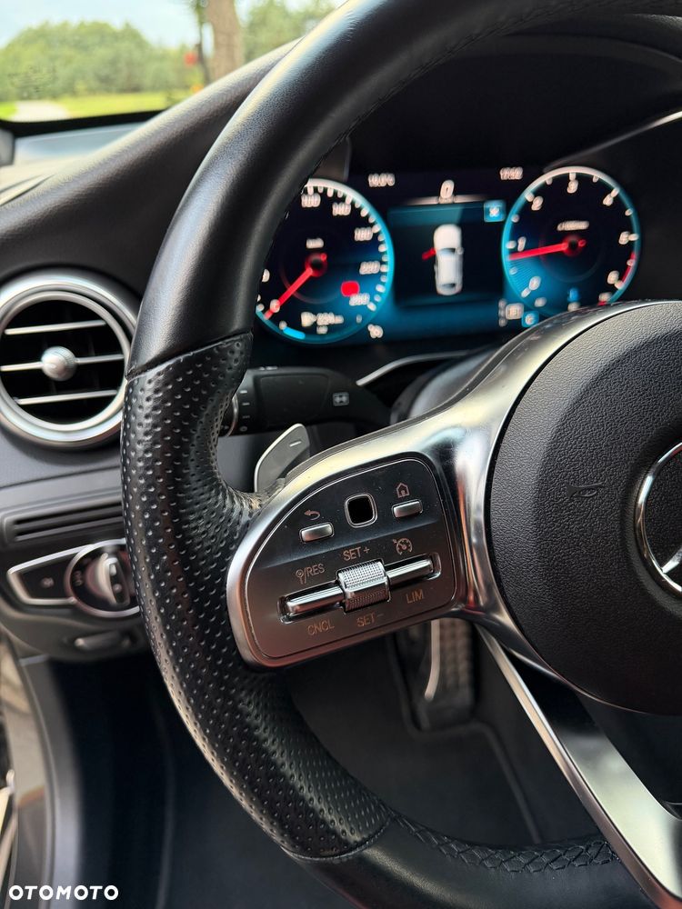 Mercedes-Benz GLC 220 d 4Matic 9G-TRONIC - 28