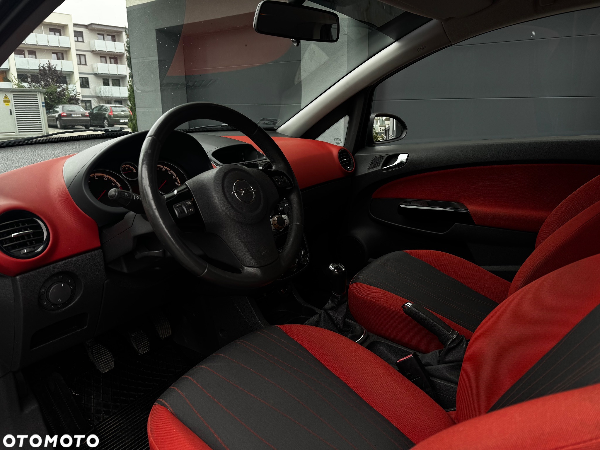 Opel Corsa 1.2 16V Cosmo - 10