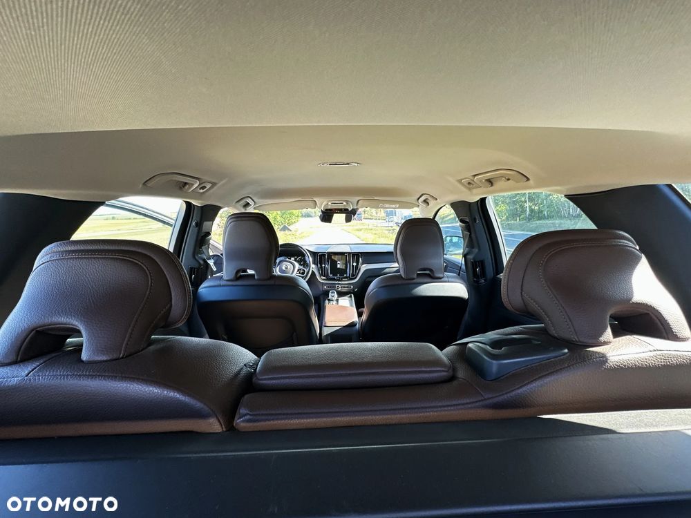 Volvo XC 60 B4 D AWD Geartronic Inscription - 31