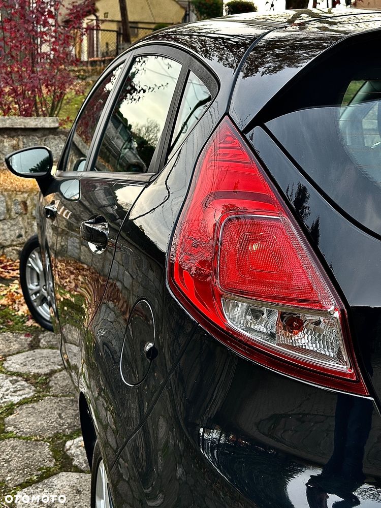 Ford Fiesta 1.0 EcoBoost Titanium - 24